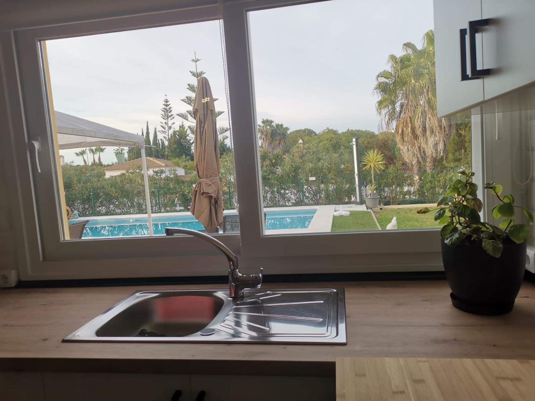 Suite Huelva Garden Aljaraque Bagian luar foto
